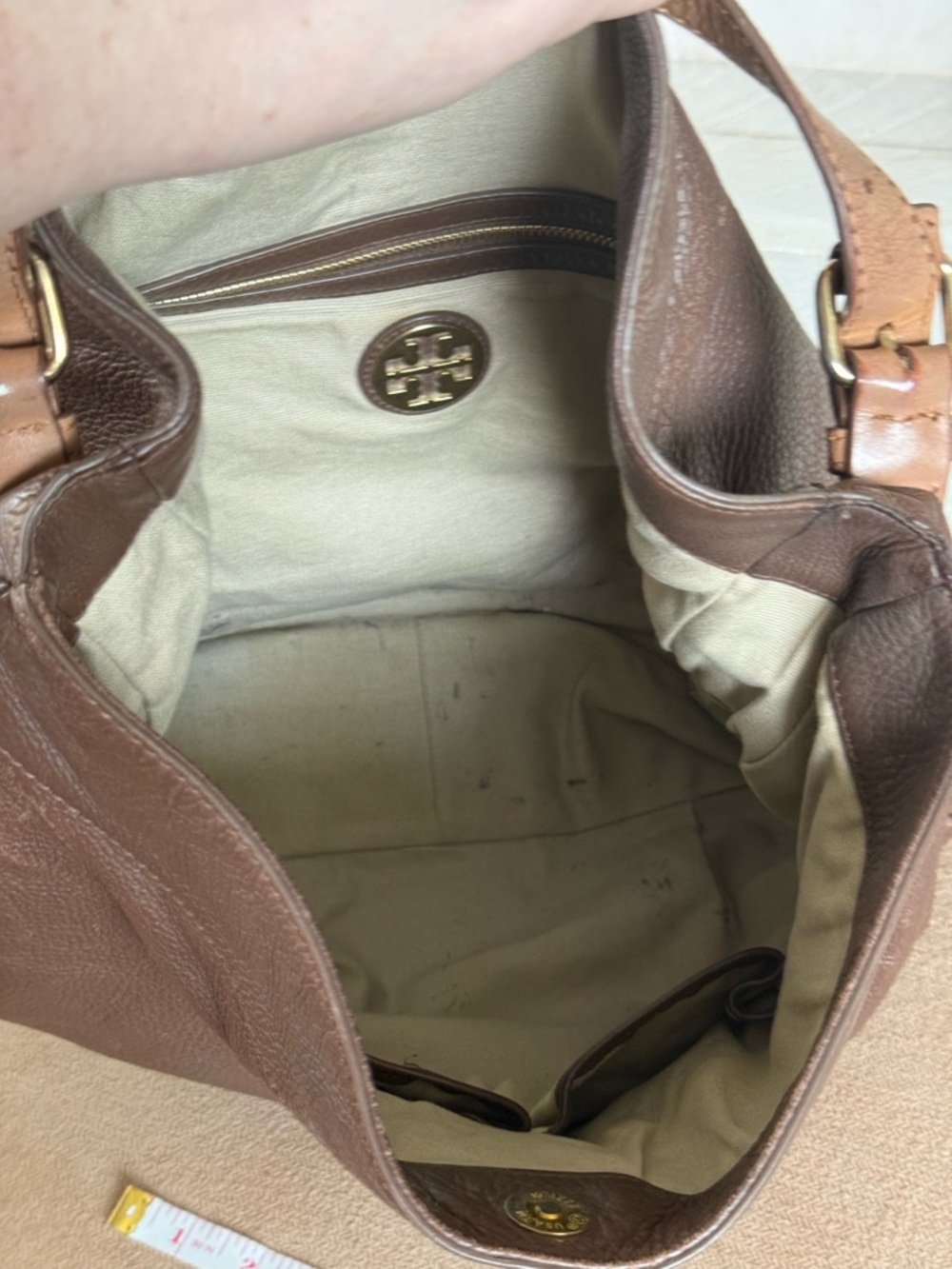Tory Burch Brown Pebbled Leather Shoulder Bag - Picture 12 of 16